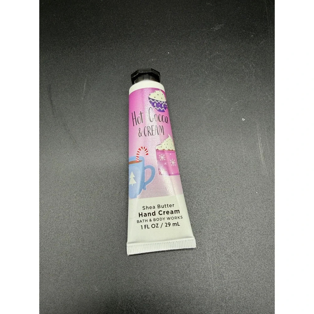 Bath & Body Works Hot Cocoa & Cream Shea Butter Hand Cream 1 fl oz‎ Travel Size
